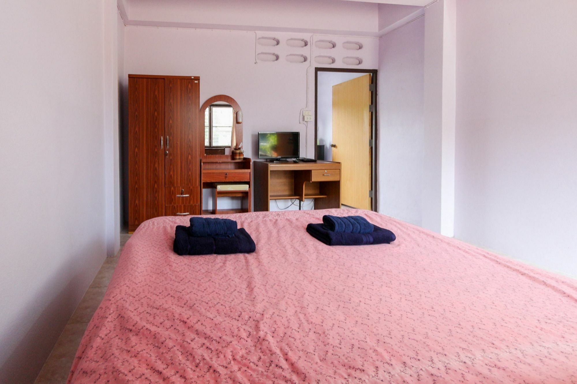 The Stay Guest House 로이 외부 사진
