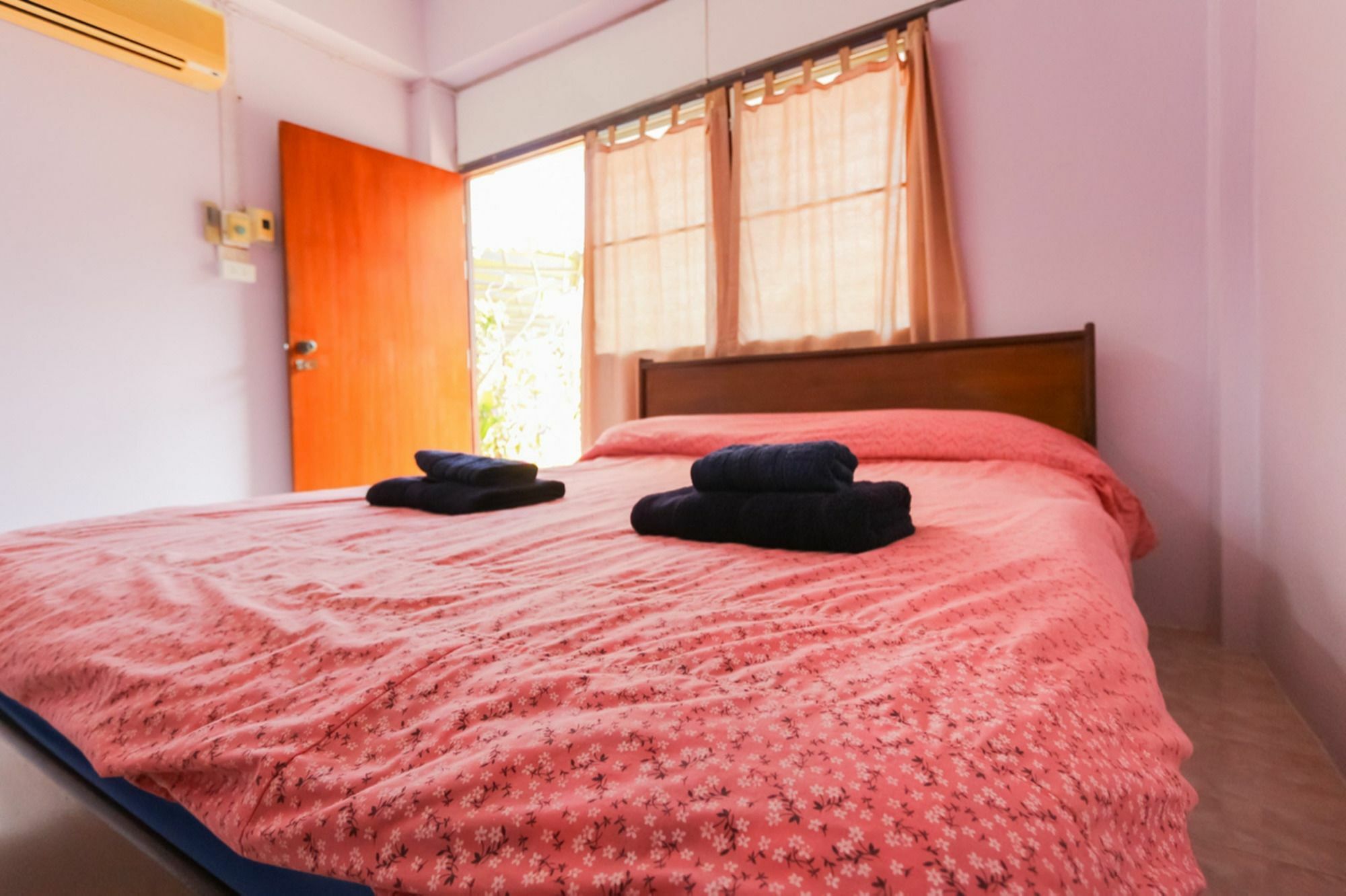 The Stay Guest House 로이 외부 사진